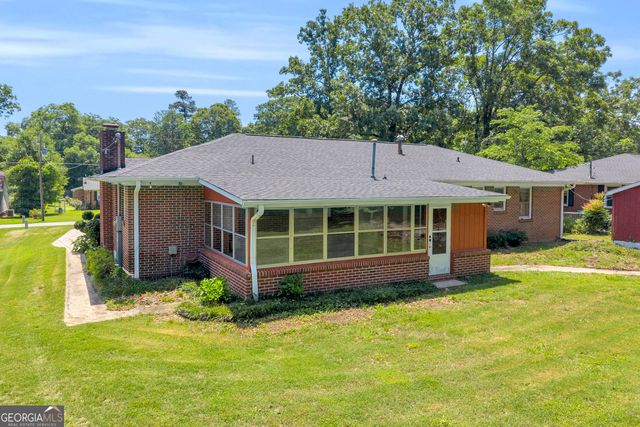 128 Smith Street, Hartwell, GA 30643