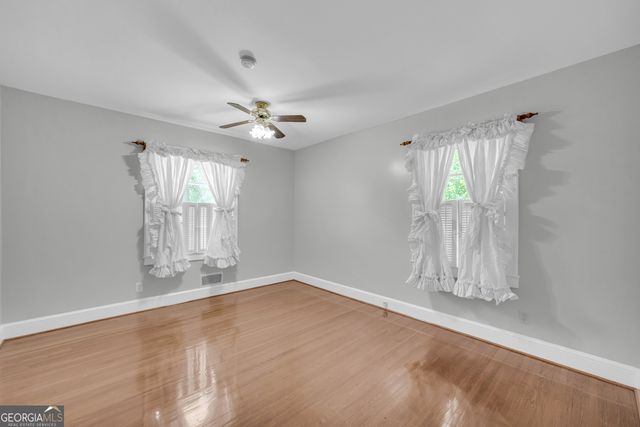 128 Smith Street, Hartwell, GA 30643