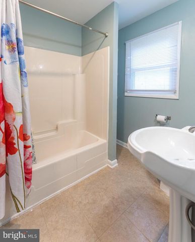 3320 SPRINGDALE AVE, District Heights, MD 20747