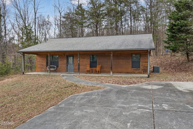 268 Burning Oaks Drive, Sevierville, TN 37876