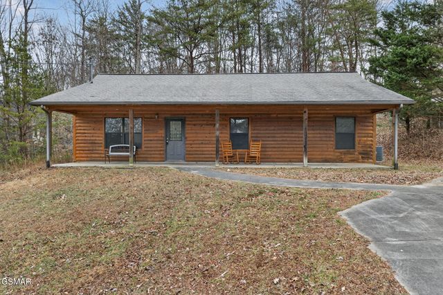 268 Burning Oaks Drive, Sevierville, TN 37876