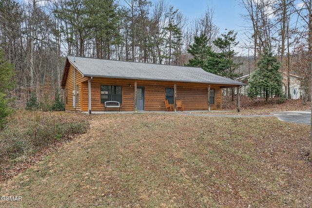 268 Burning Oaks Drive, Sevierville, TN 37876