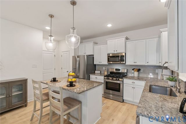 6225 Anise Cir, Moseley, VA 23120