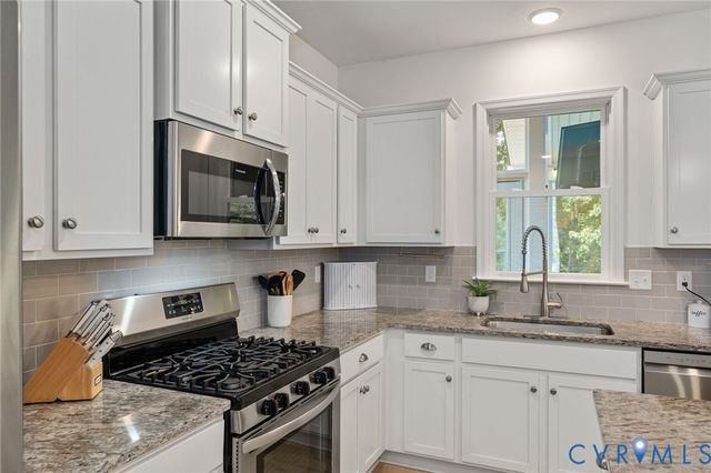 6225 Anise Cir, Moseley, VA 23120