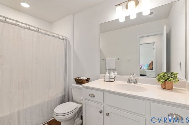 6225 Anise Cir, Moseley, VA 23120