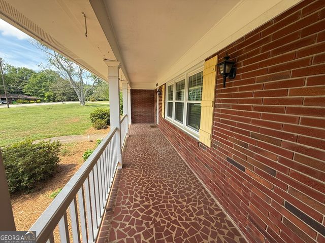 580 Hurt Road SW, Smyrna, GA 30082
