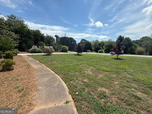 580 Hurt Road SW, Smyrna, GA 30082