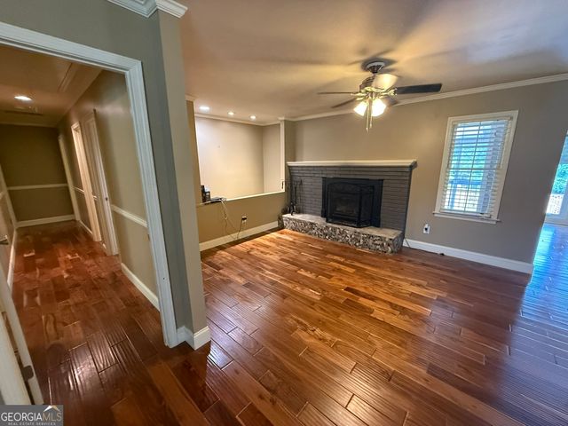 580 Hurt Road SW, Smyrna, GA 30082