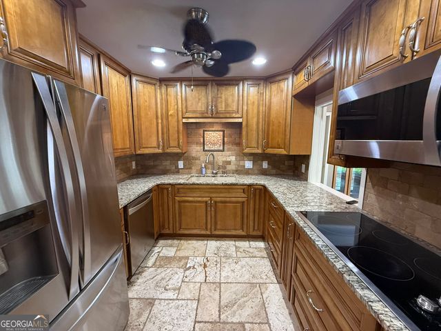 580 Hurt Road SW, Smyrna, GA 30082