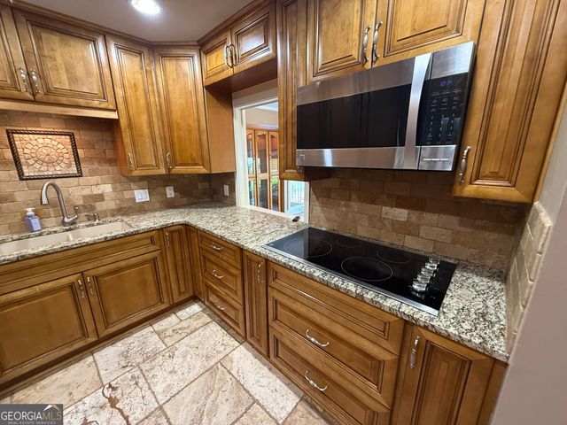 580 Hurt Road SW, Smyrna, GA 30082