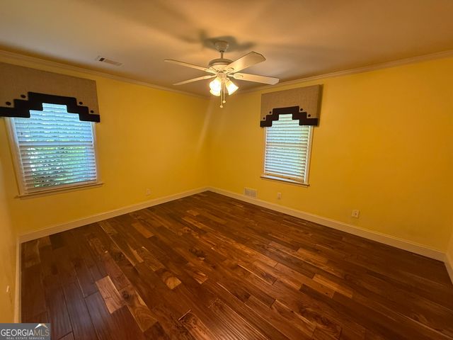 580 Hurt Road SW, Smyrna, GA 30082