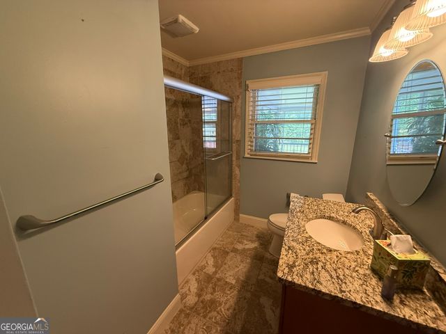 580 Hurt Road SW, Smyrna, GA 30082