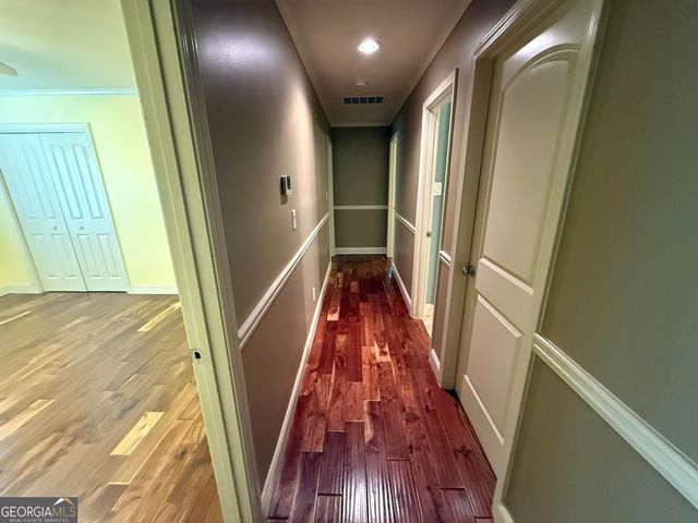 580 Hurt Road SW, Smyrna, GA 30082