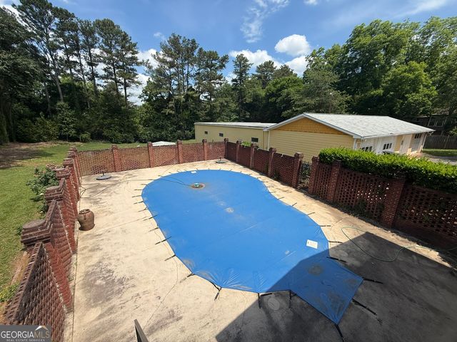 580 Hurt Road SW, Smyrna, GA 30082