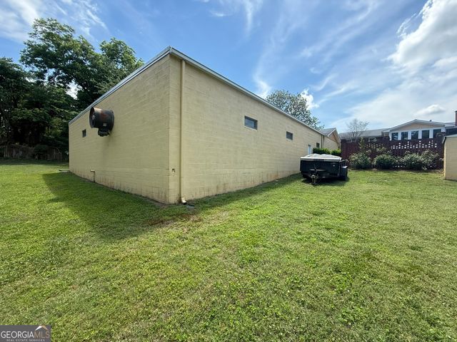 580 Hurt Road SW, Smyrna, GA 30082