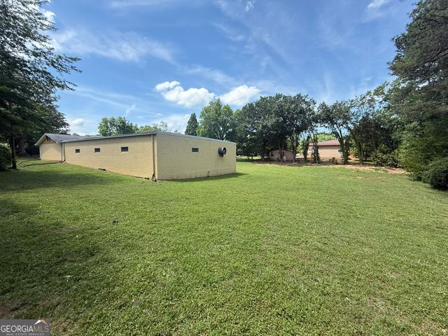 580 Hurt Road SW, Smyrna, GA 30082