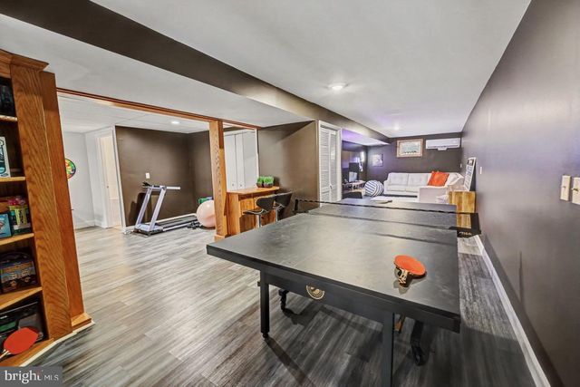 1147 JILL DR, Hummelstown, PA 17036