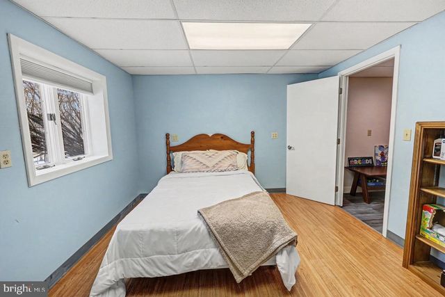 1147 JILL DR, Hummelstown, PA 17036