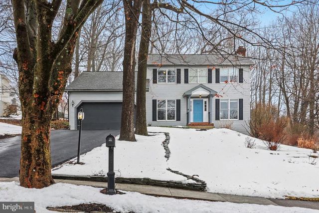 1147 JILL DR, Hummelstown, PA 17036