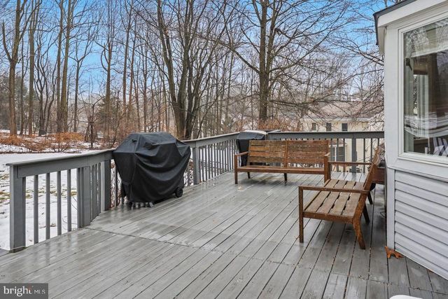 1147 JILL DR, Hummelstown, PA 17036