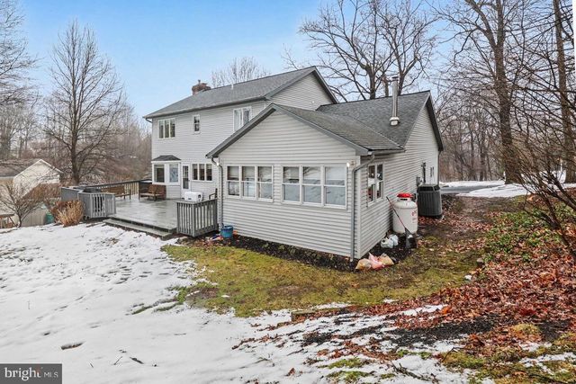 1147 JILL DR, Hummelstown, PA 17036