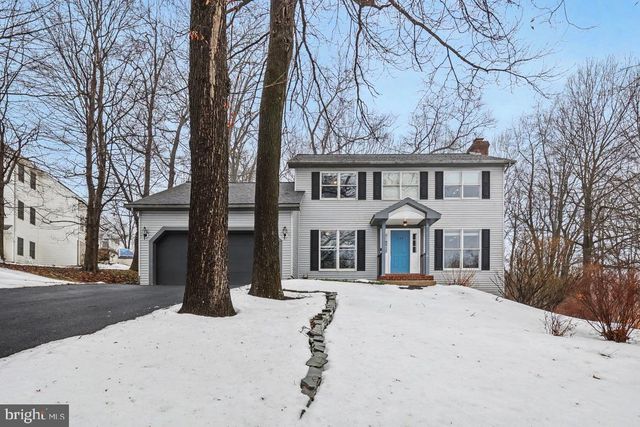 1147 JILL DR, Hummelstown, PA 17036