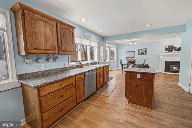 1147 JILL DR, Hummelstown, PA 17036