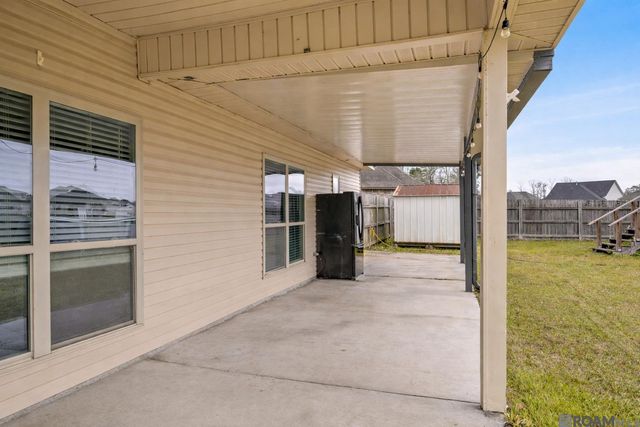 13440 Larch Ct, Denham Springs, LA 70726