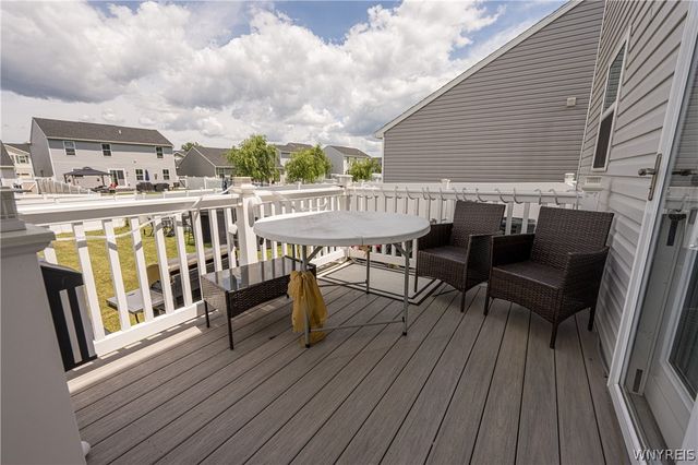 102 Florence Lane, Amherst, NY 14228