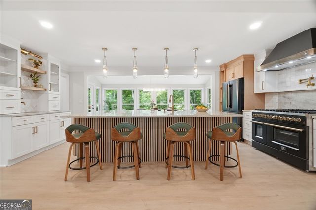 1305 Lake Colony Drive, Marietta, GA 30068