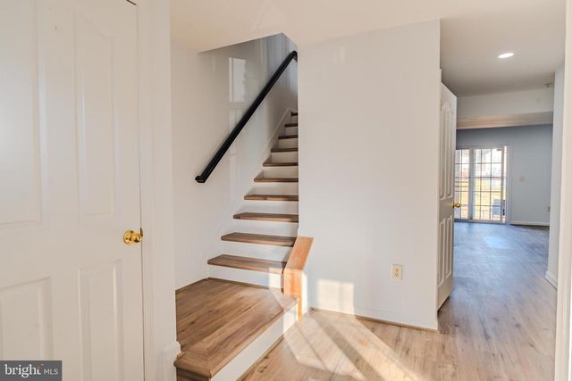 2011 WEITZEL CT, Frederick, MD 21702