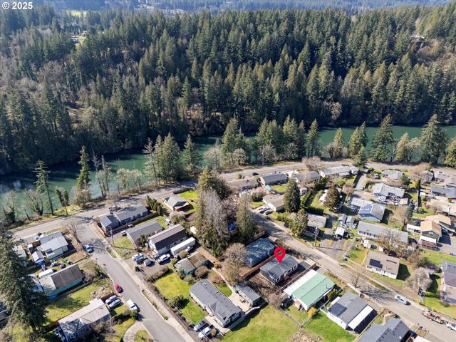 442 Sw Juniper Rd, Estacada, OR 97023