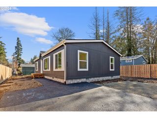 442 Sw Juniper Rd, Estacada, OR 97023