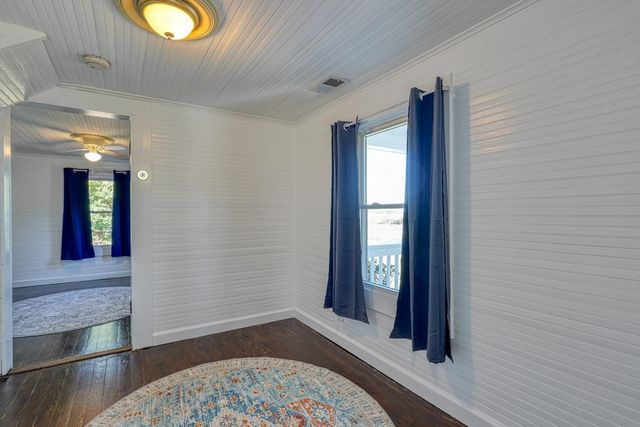 4943 Parris Bridge Road, Boiling Springs, SC 29316