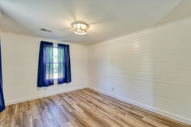 4943 Parris Bridge Road, Boiling Springs, SC 29316