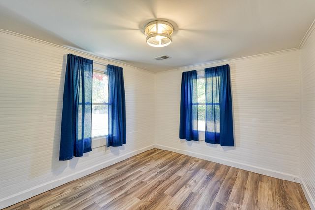 4943 Parris Bridge Road, Boiling Springs, SC 29316