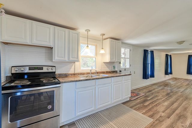 4943 Parris Bridge Road, Boiling Springs, SC 29316