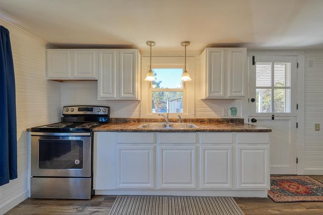 4943 Parris Bridge Road, Boiling Springs, SC 29316