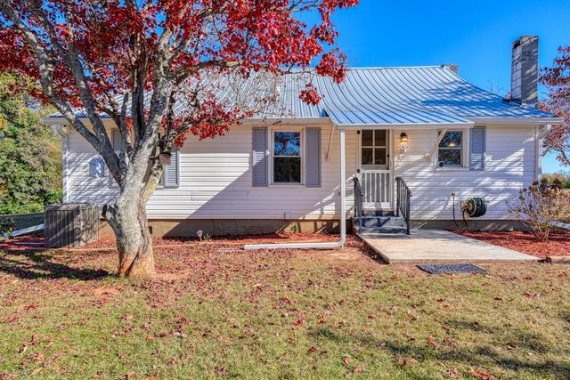 4943 Parris Bridge Road, Boiling Springs, SC 29316