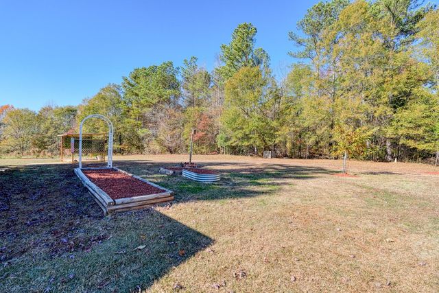4943 Parris Bridge Road, Boiling Springs, SC 29316