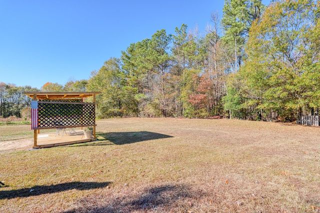 4943 Parris Bridge Road, Boiling Springs, SC 29316