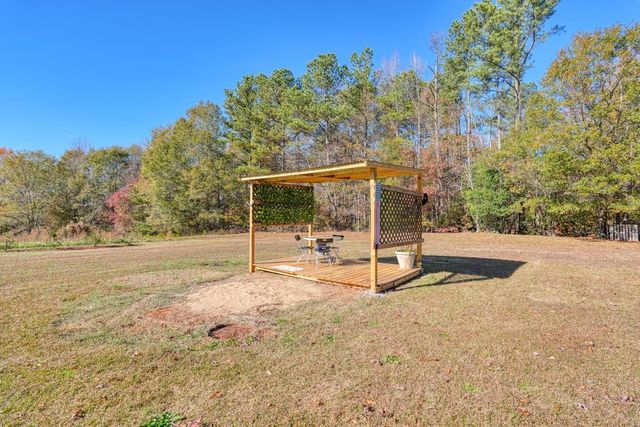 4943 Parris Bridge Road, Boiling Springs, SC 29316