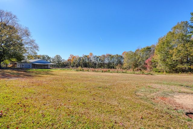 4943 Parris Bridge Road, Boiling Springs, SC 29316