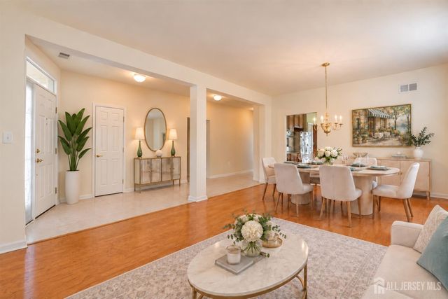 160 Kyle Court, Monroe, NJ 08831