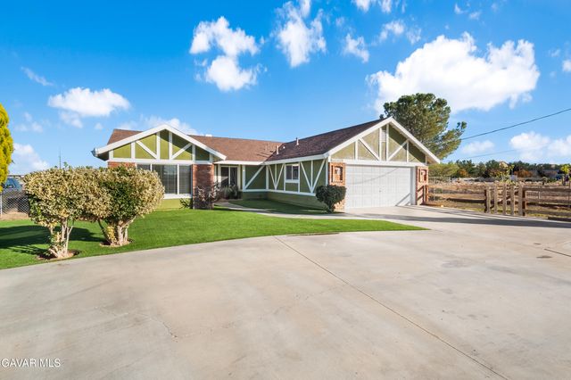 40246 W 11th Street West Street, Palmdale, CA 93551