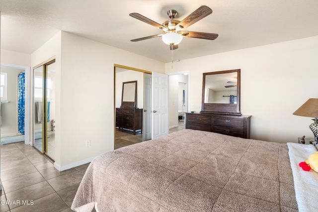 40246 W 11th Street West Street, Palmdale, CA 93551