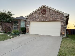12809 Hidden Valley Court, Fort Worth, TX 76177