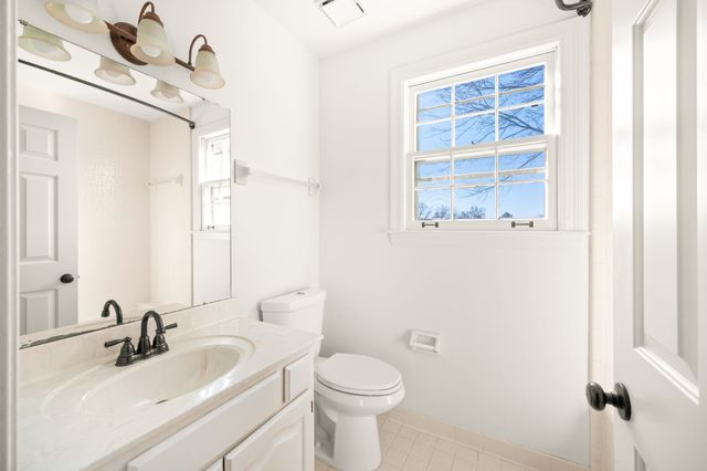 703 Shady Glen Ct, Franklin, TN 37069