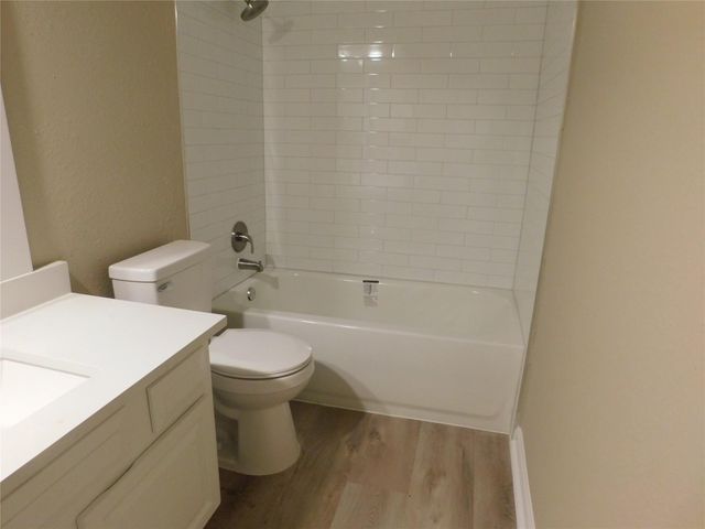 7514 Echo Pines Drive, Humble, TX 77346