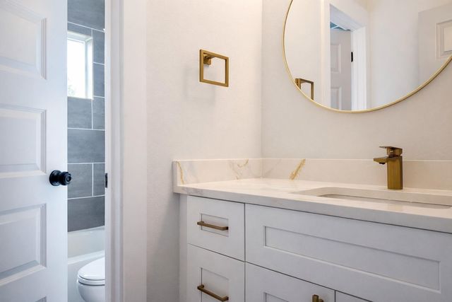 8114 Double Avenue D, Houston, TX 77088